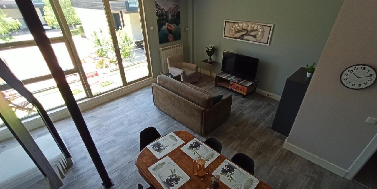 Apartmán Loft 44 Camarma De Esteruelas Exteriér fotografie